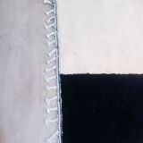 Beni Ouraine Berber rug, white and black, size 150 x 250 cm