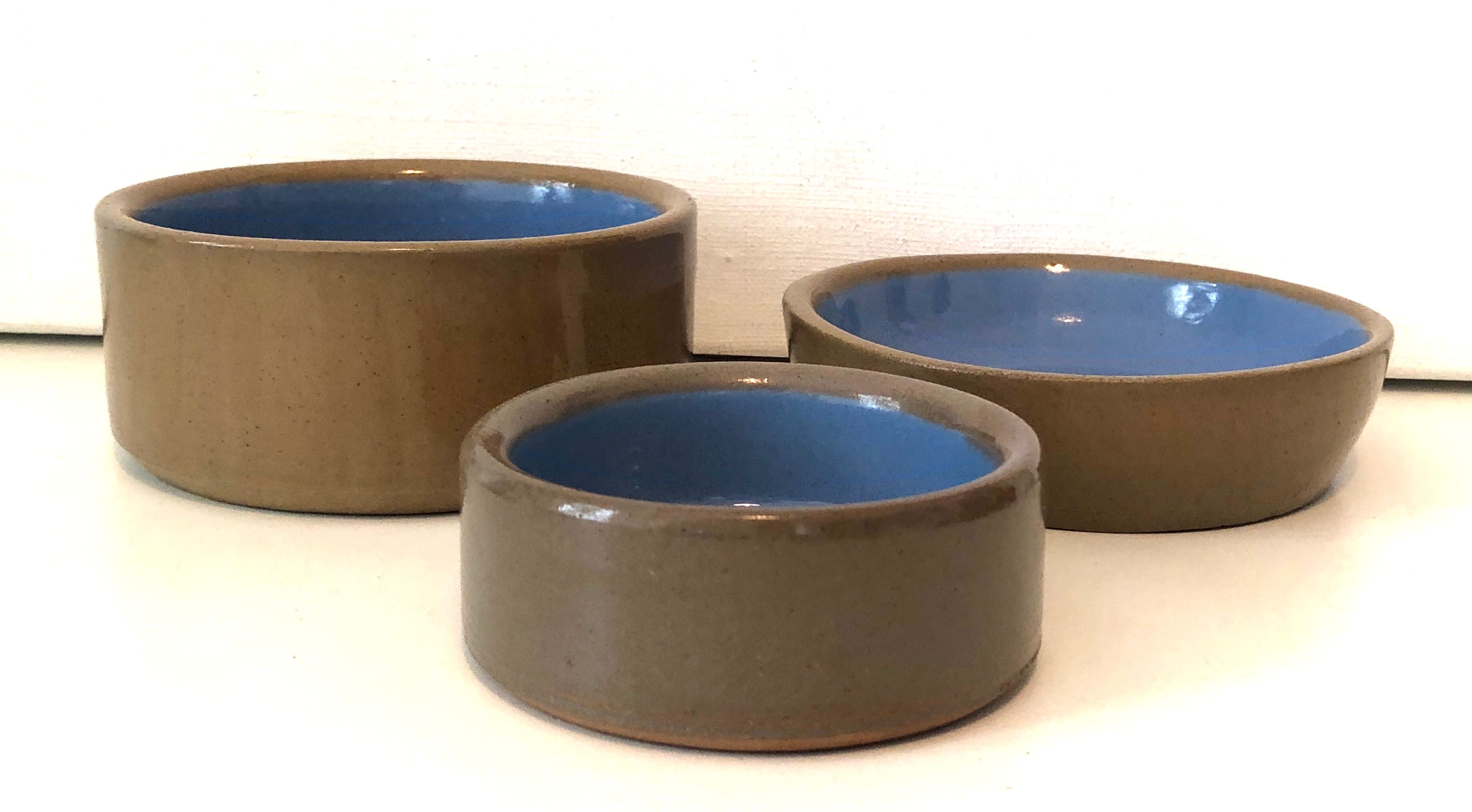 Set of 3 english ceramic ramekins