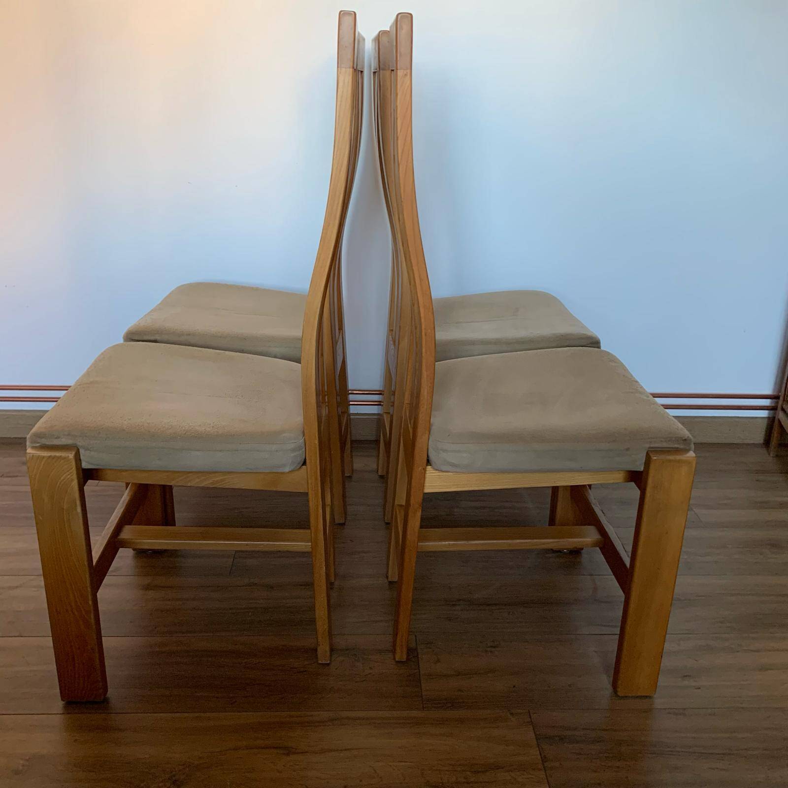Set of 4 Regain chairs