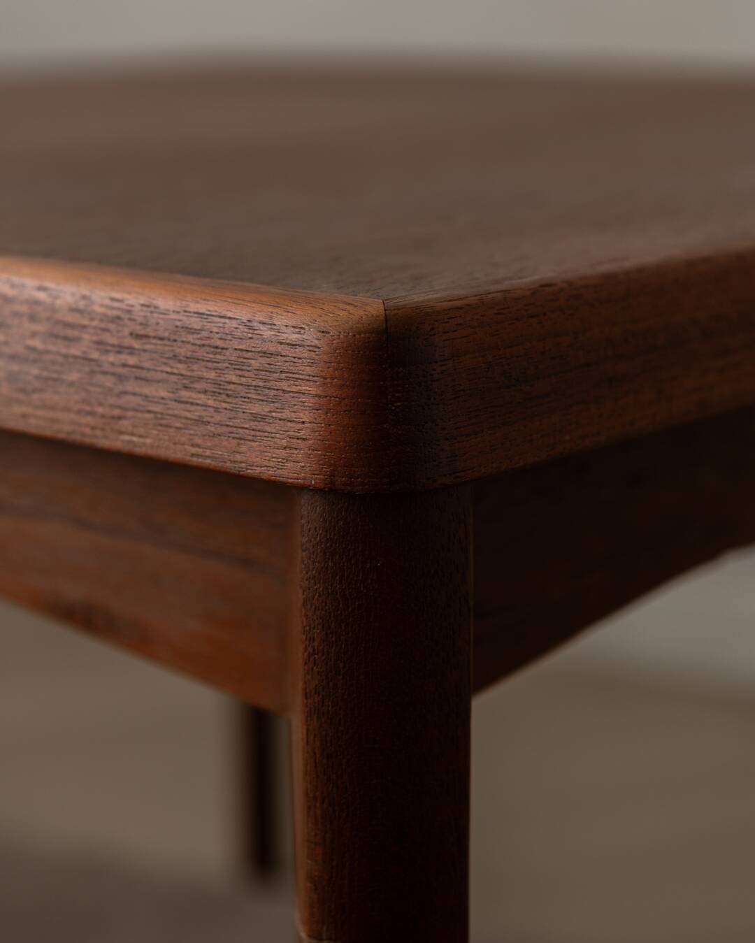 Vintage Danish teak coffee table | Henry Kjærnulf for Vejle Møbelfabrik