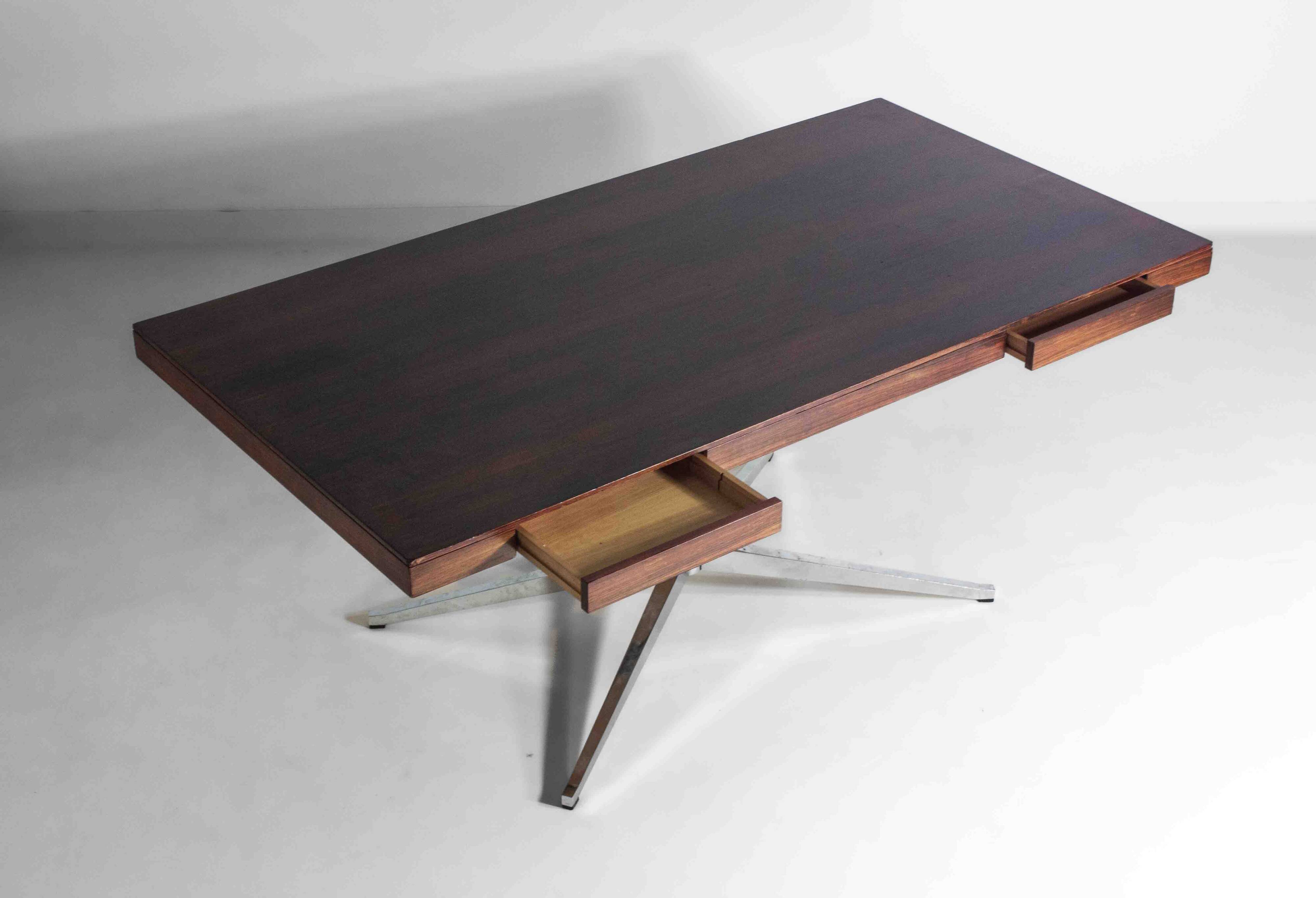Bureau exécutif en palissandre par Florence Knoll, années 1970
