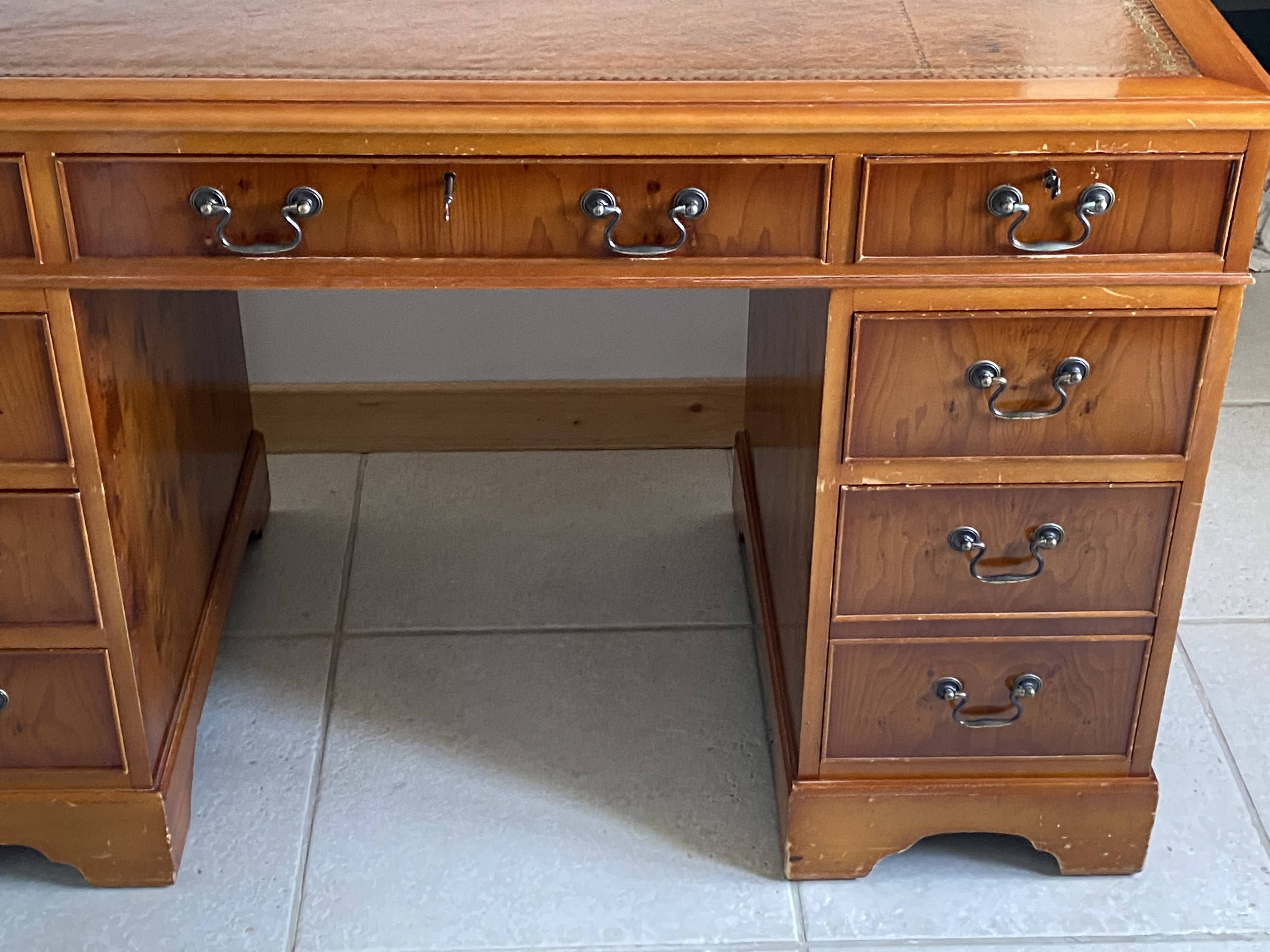Bureau anglais acajou