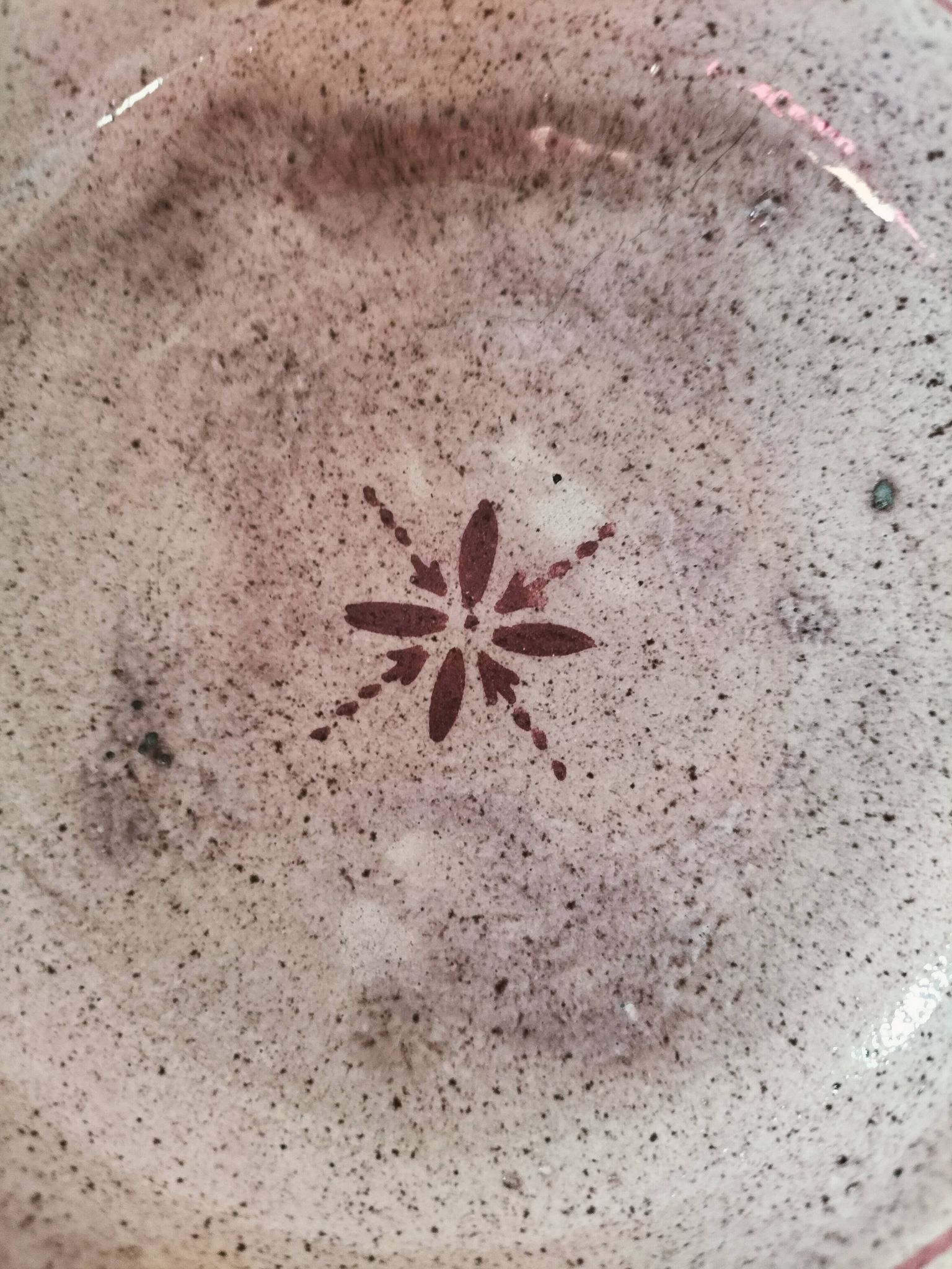 Pair of bowls signed A. Serghini