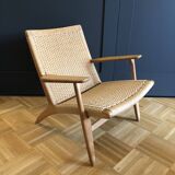 Scandinavian armchair model CH25 by Hans Wegner