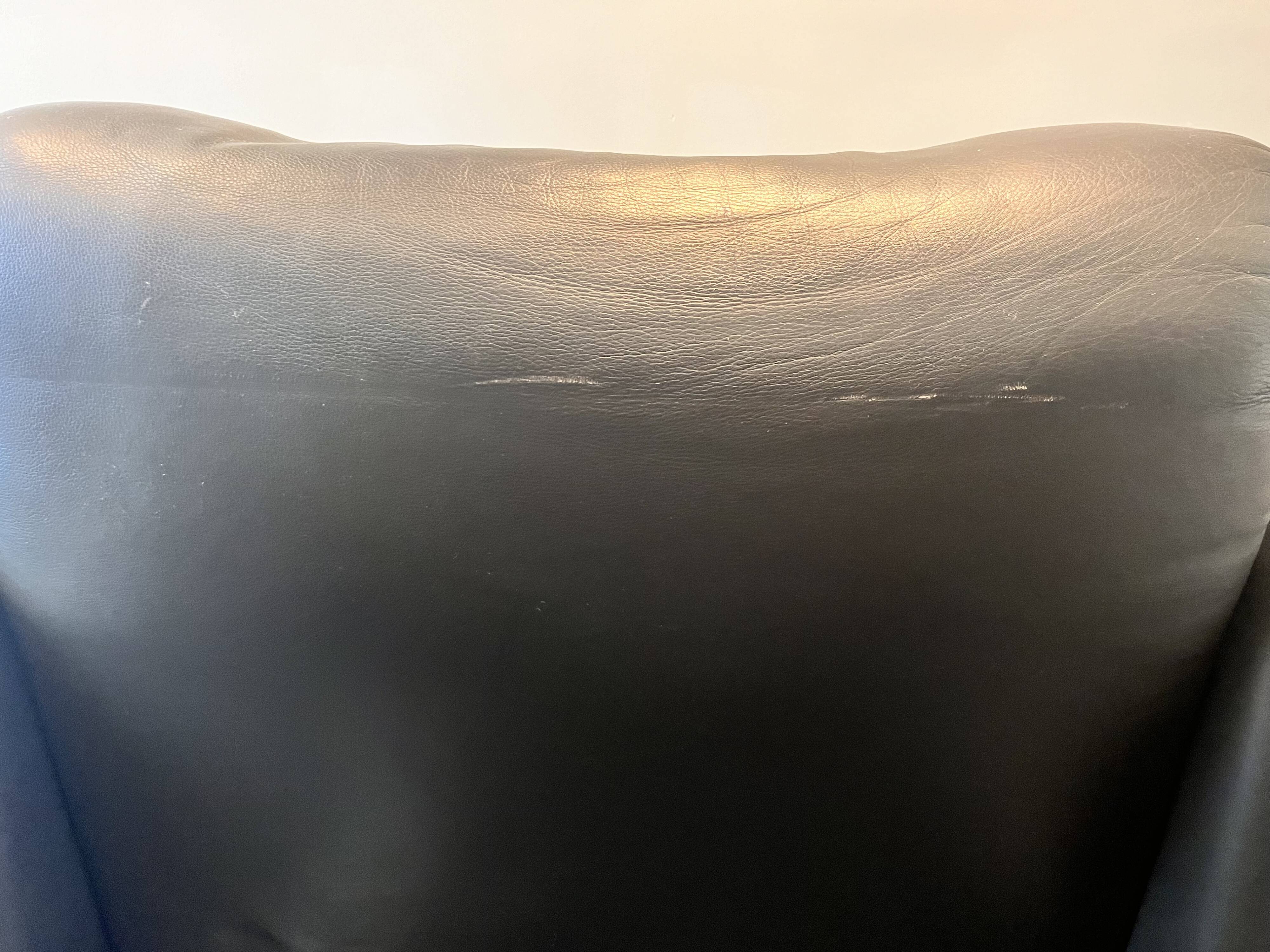 Vico magistretti, Maralunga for Cassina, in Leather with Footrest