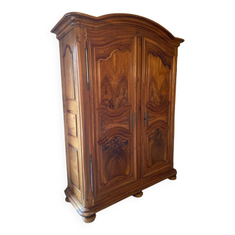 Alsatian walnut wardrobe 18th century