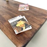 Modernist coffee table in solid elm, cylindrical pine base, 1970s.