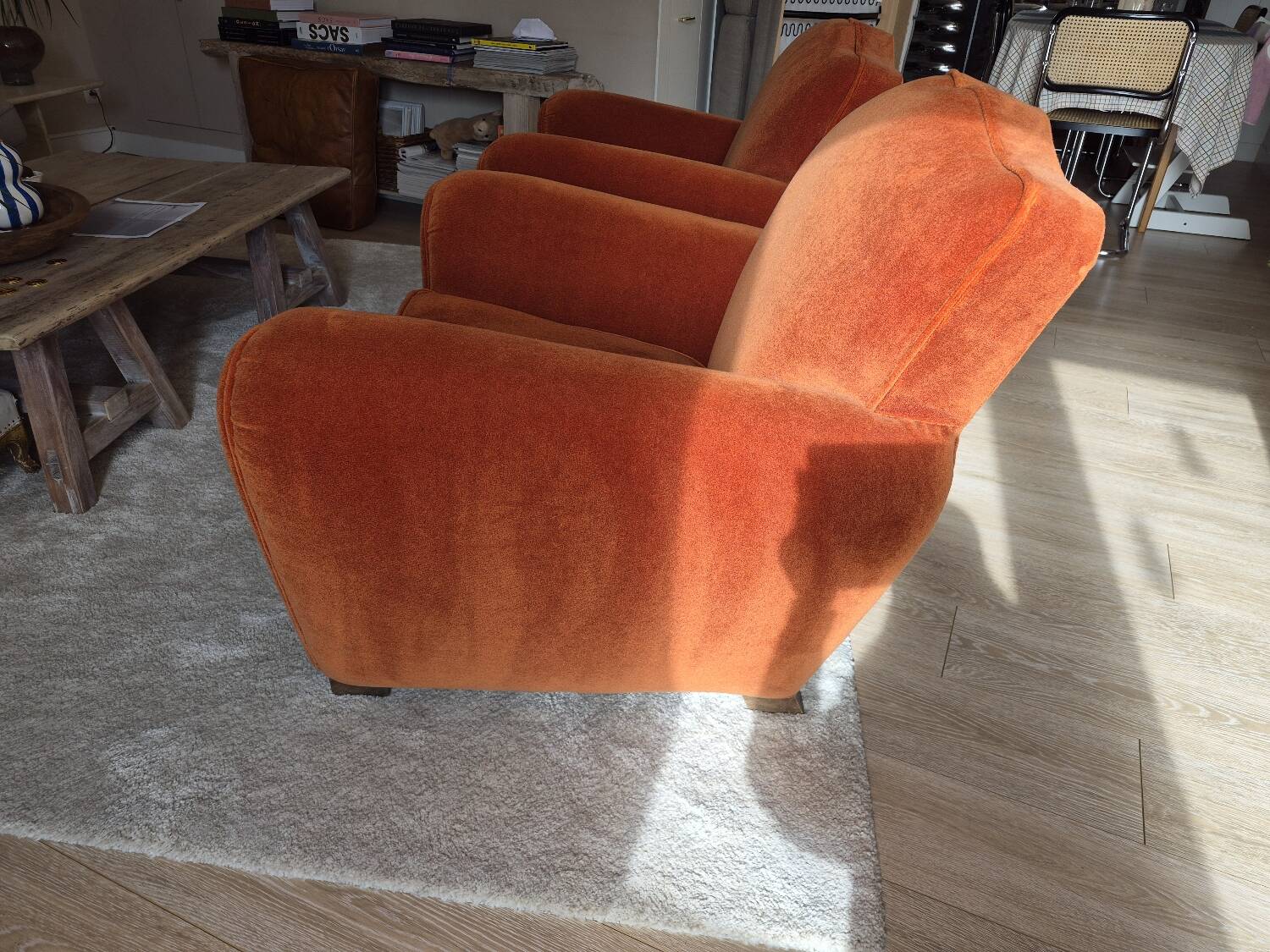 Set of 2 moustache club armchairs in velvet