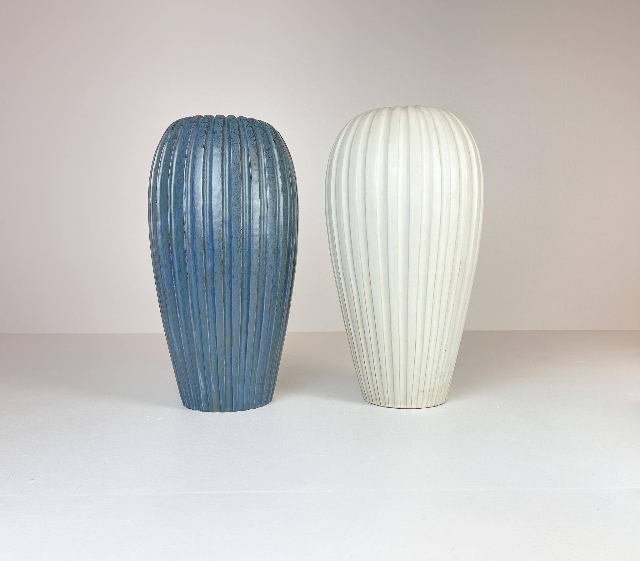 Blue vase from the mid-century period by Vicke Lindstrand, 1950s, Sweden.