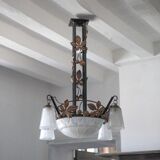 Lustre Art déco en fer forgé et verre Muller Frères Lunéville