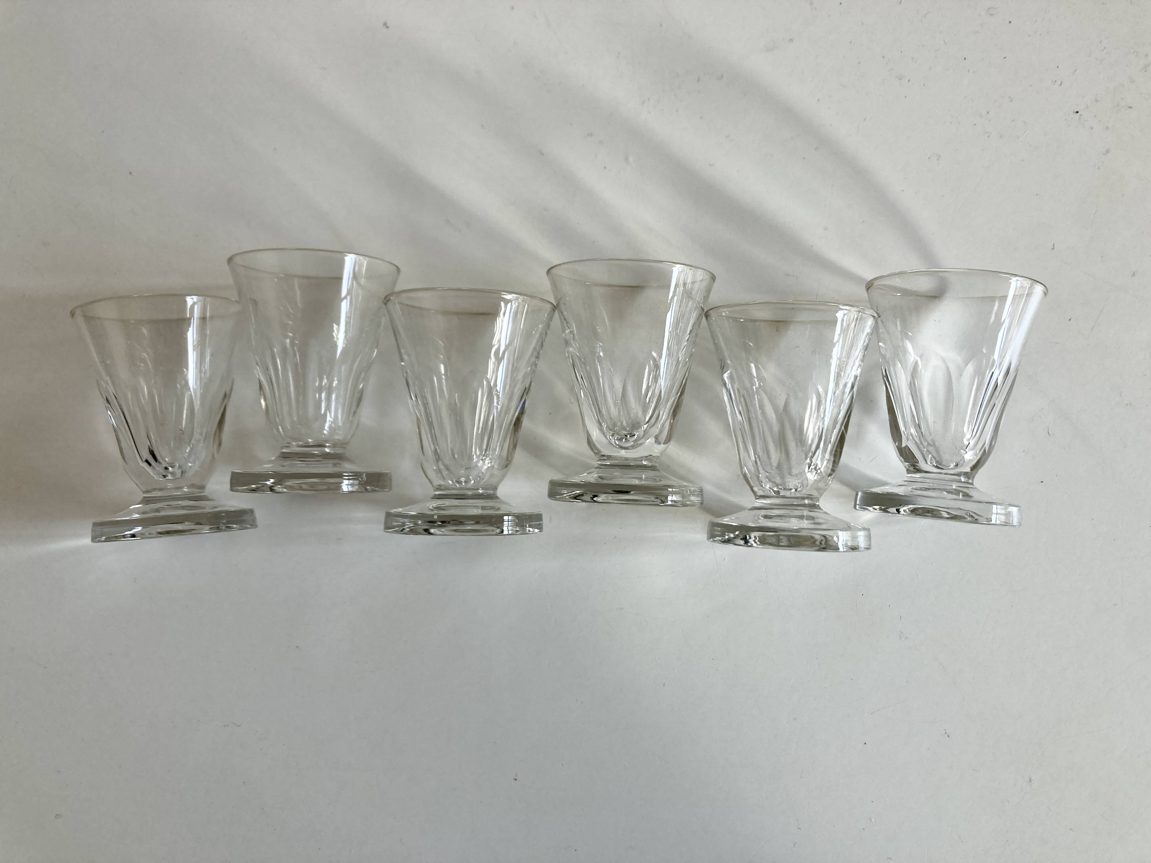 Set de 6 verres shots modernistes en cristal taillé côtes plates 1950