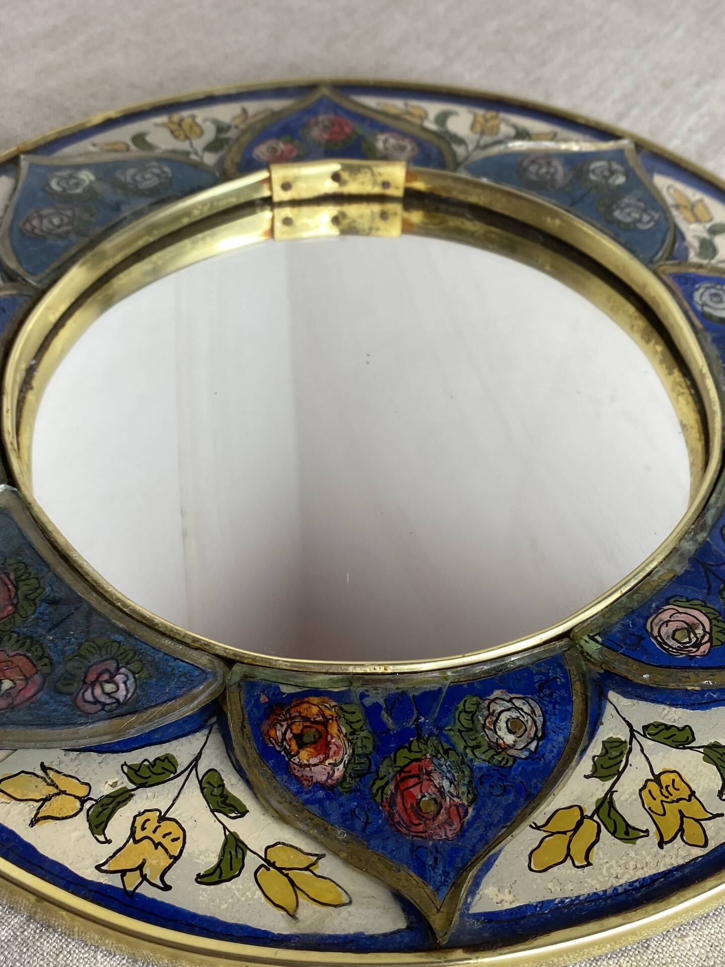 Miroir en bois peint et verre