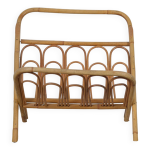 porte-revue en rotin