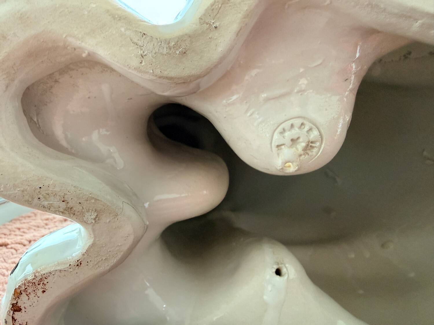 Leopard, Italian sculpture in glazed ceramic.