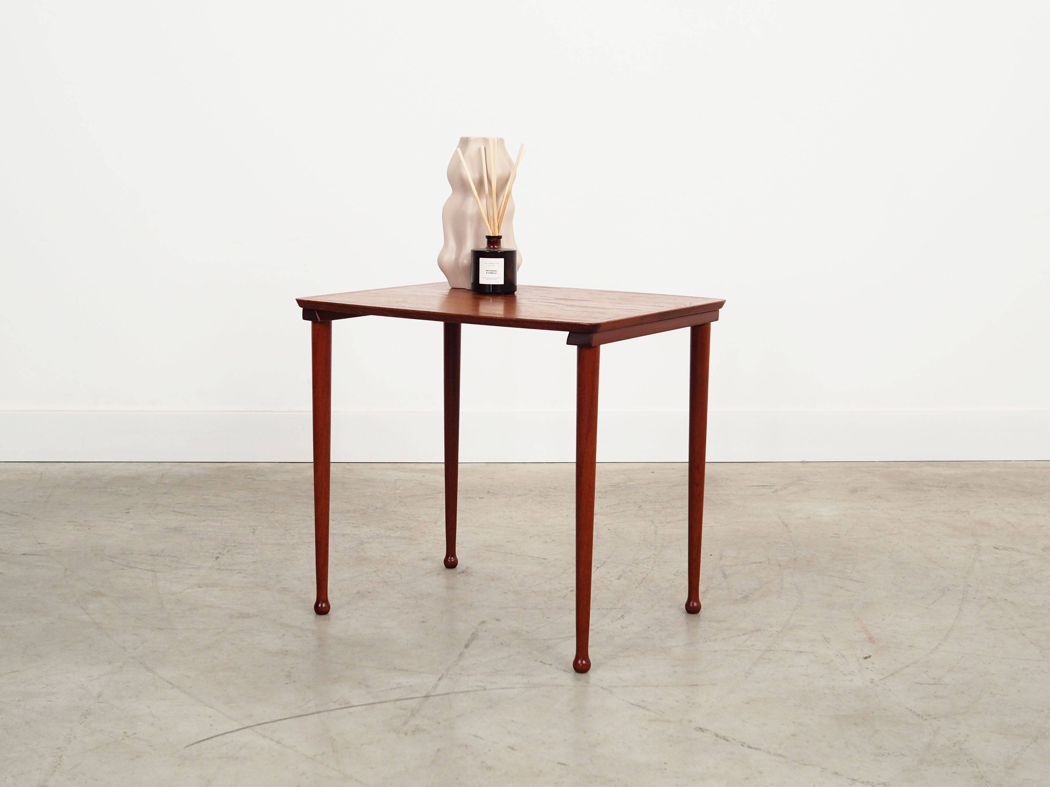 Teak coffee table, Danish design, 1970s, production: Denmark