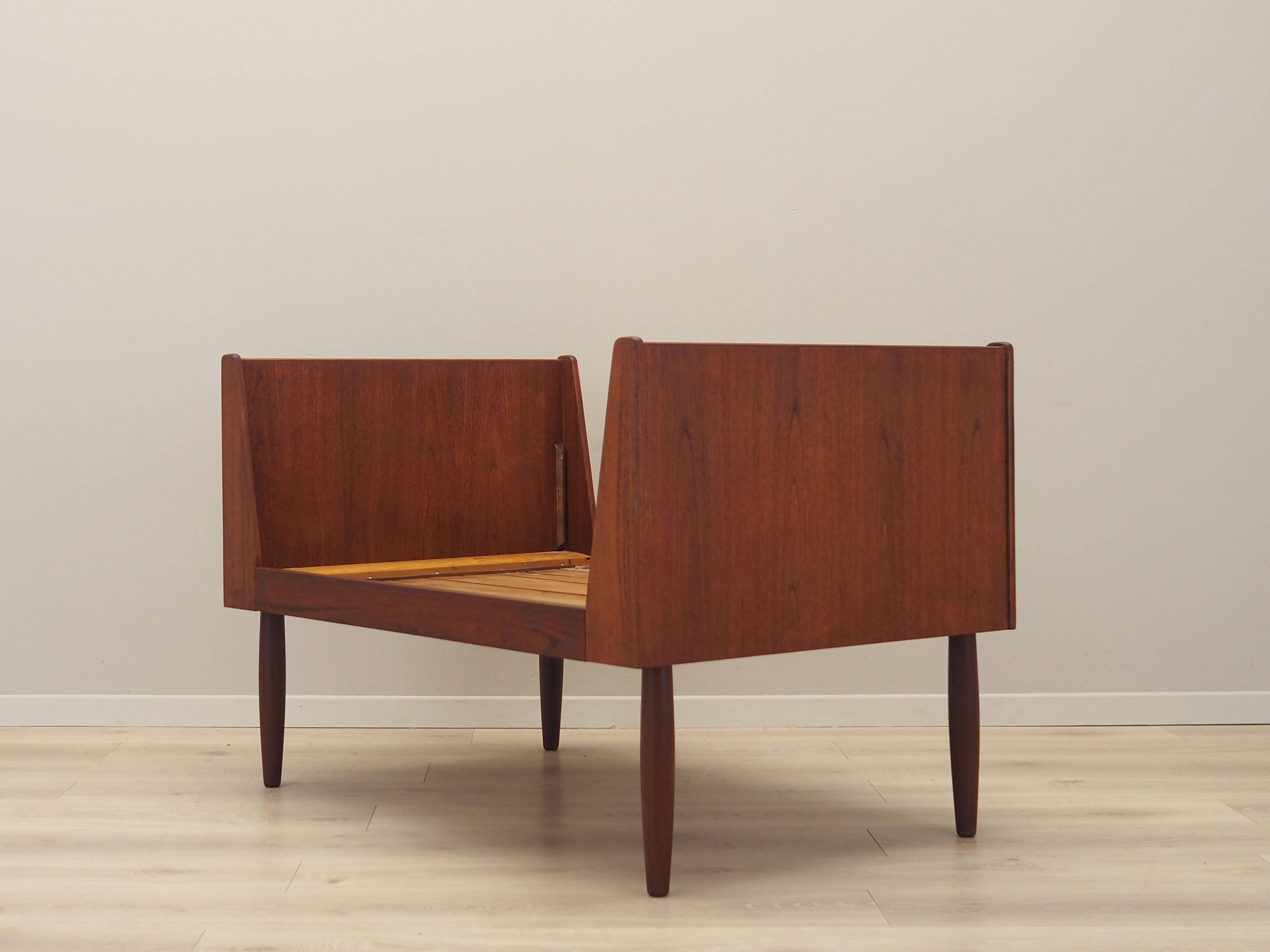 Teak bed, Danish design, 1970s, production: Denmark