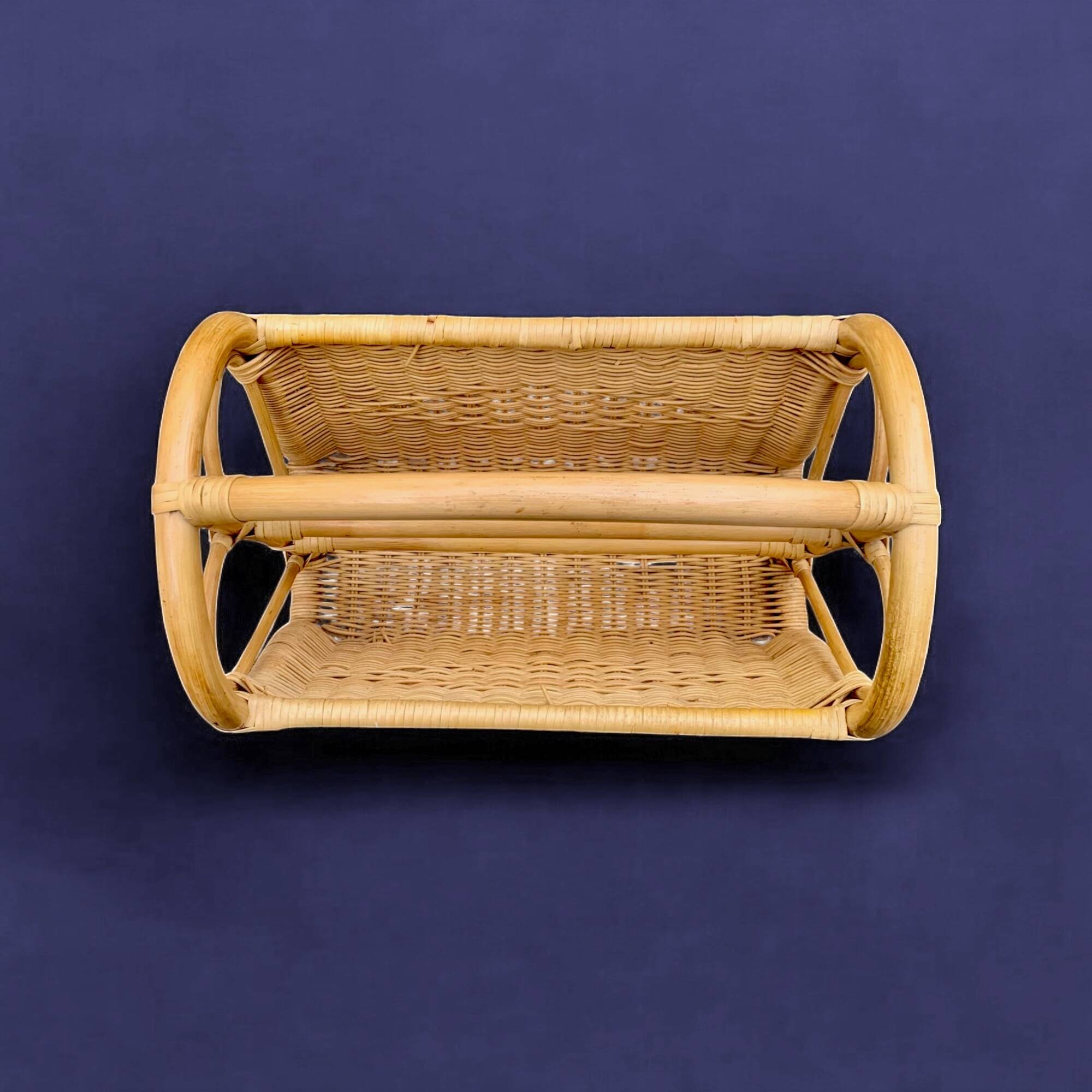 Porte-revue vintage en osier et bambou