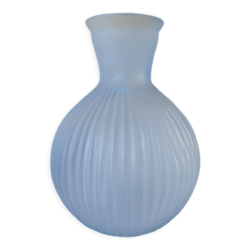 Vase verre pressé