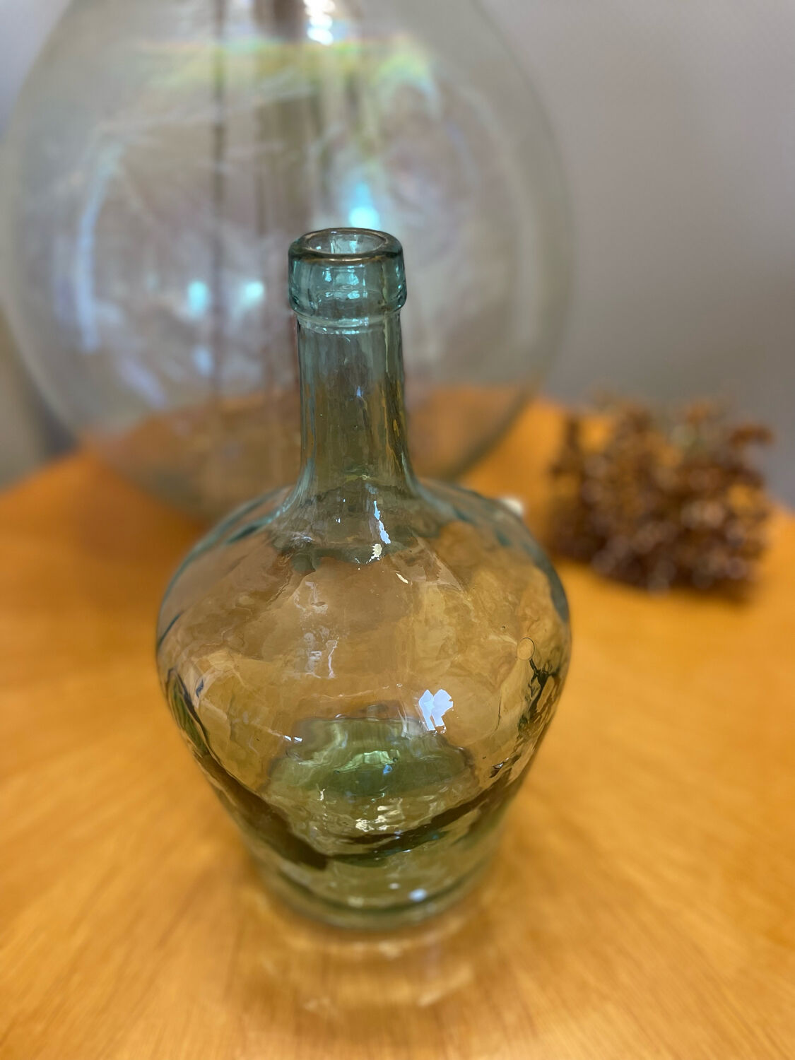 Lady Jeanne vintage transparent