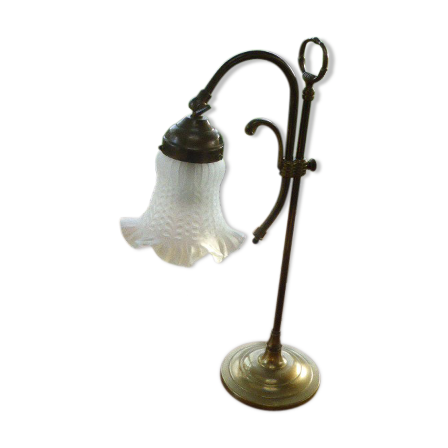 Reglable brass table lamp