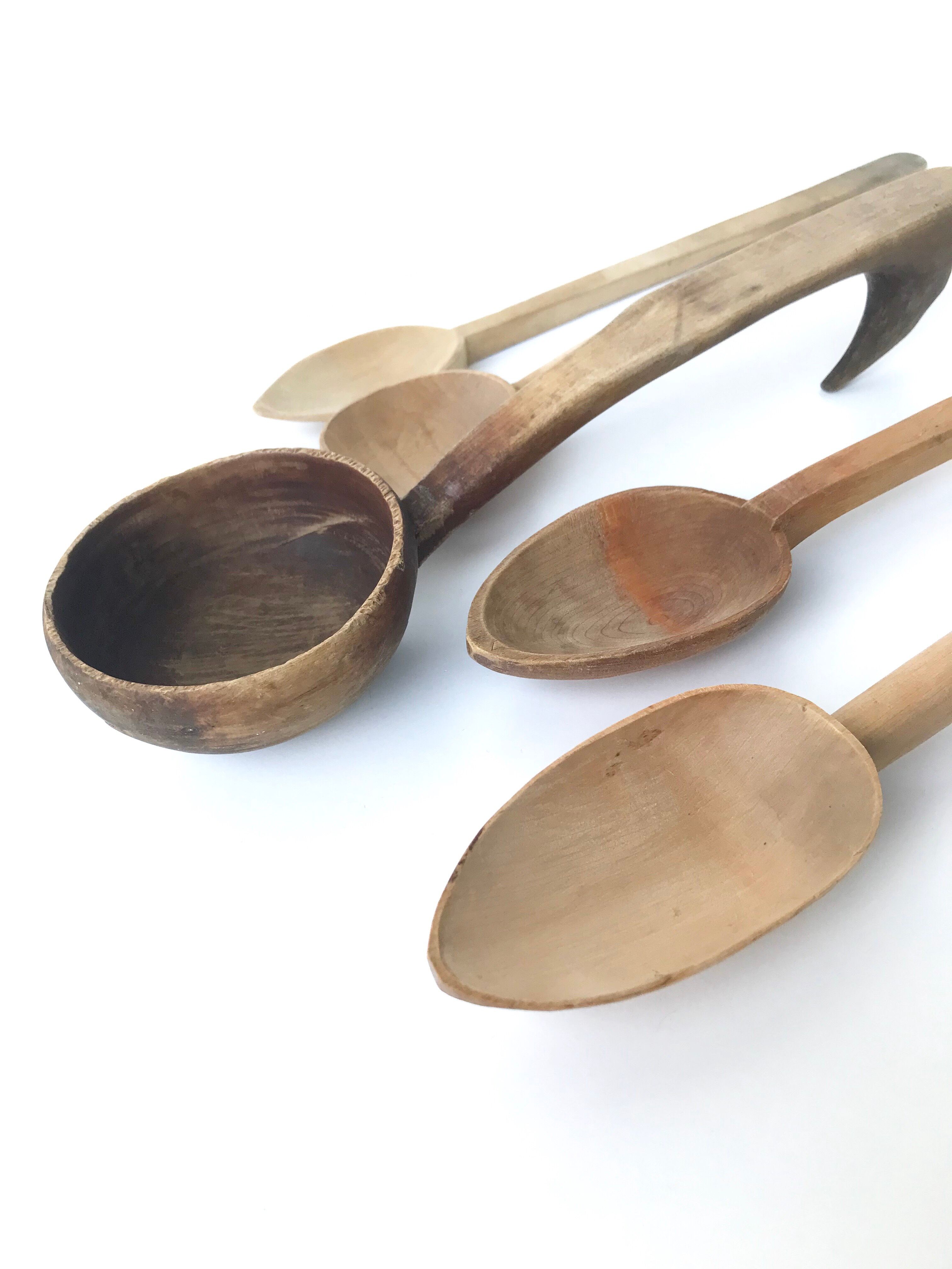 Couverts en bois vintage