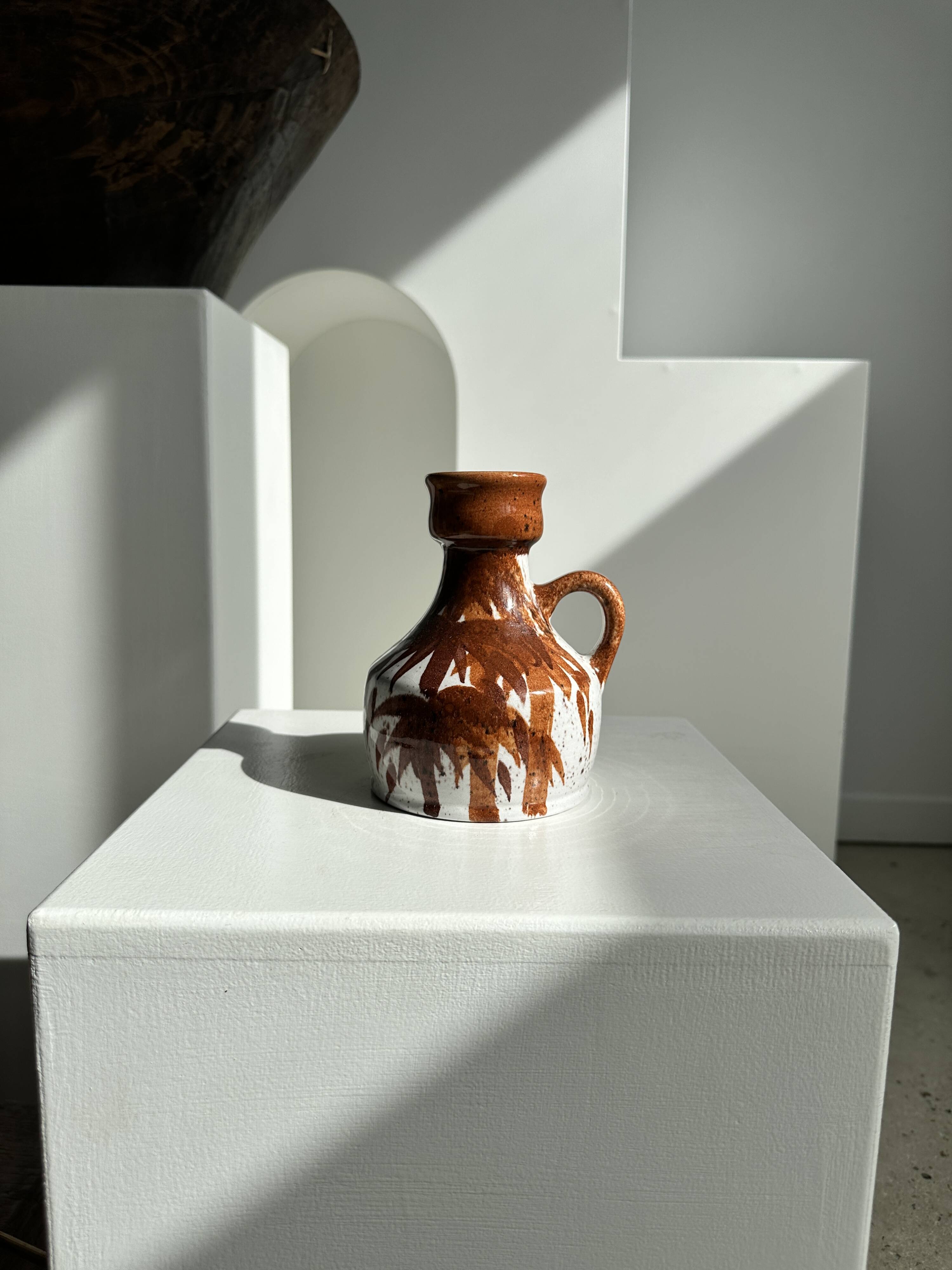 Small white and brown vase or pitcher West Germany H:15cm D:10.5cm