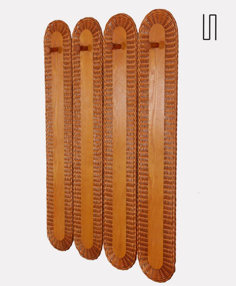 Porte manteau en rotin édité par Uluv dans les années 1960