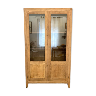Parisian display cabinet