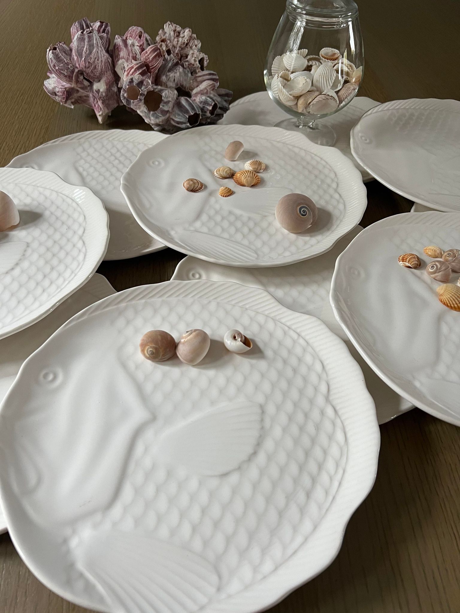 10 Vintage fish-shaped flat plates