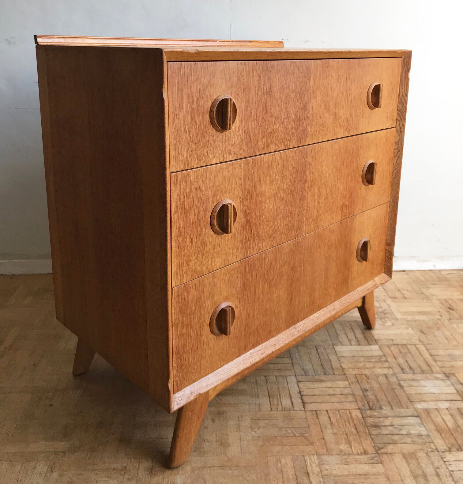 Compass foot chest of drawers in light oak from the 1960s
