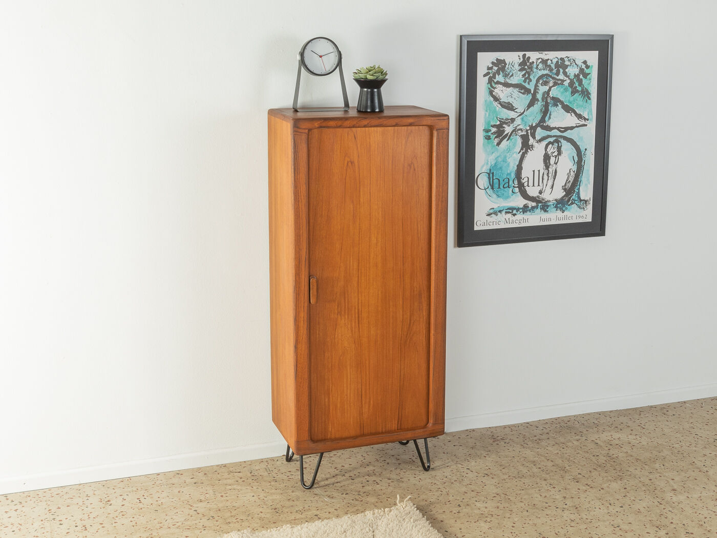 1960s Dresser, Dyrlund