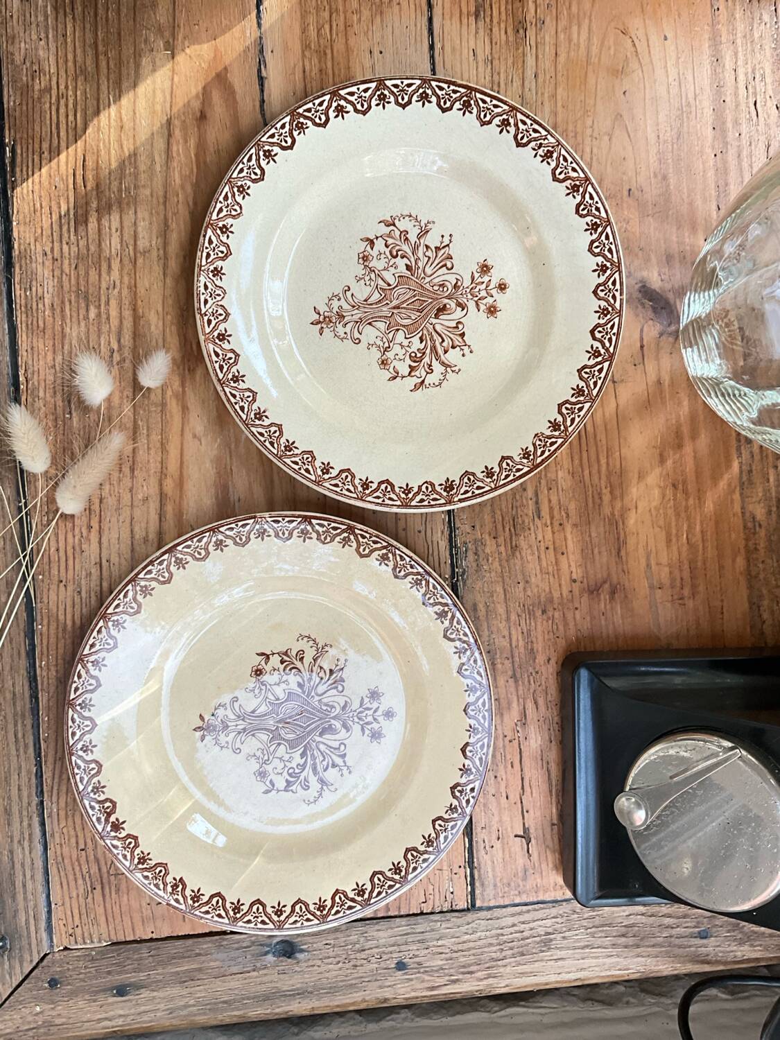 2 small plates 🍂 iron earth