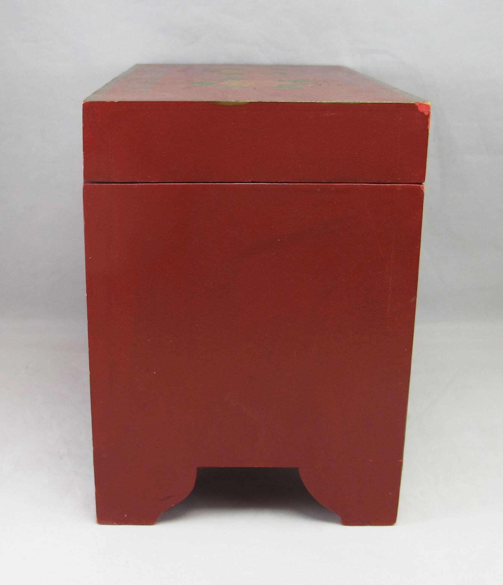 Chinese Chinese Red Lacquer Jewelry Box China
