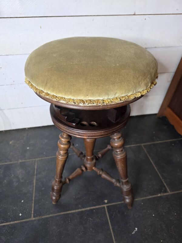 Ancien tabouret de piano réglable