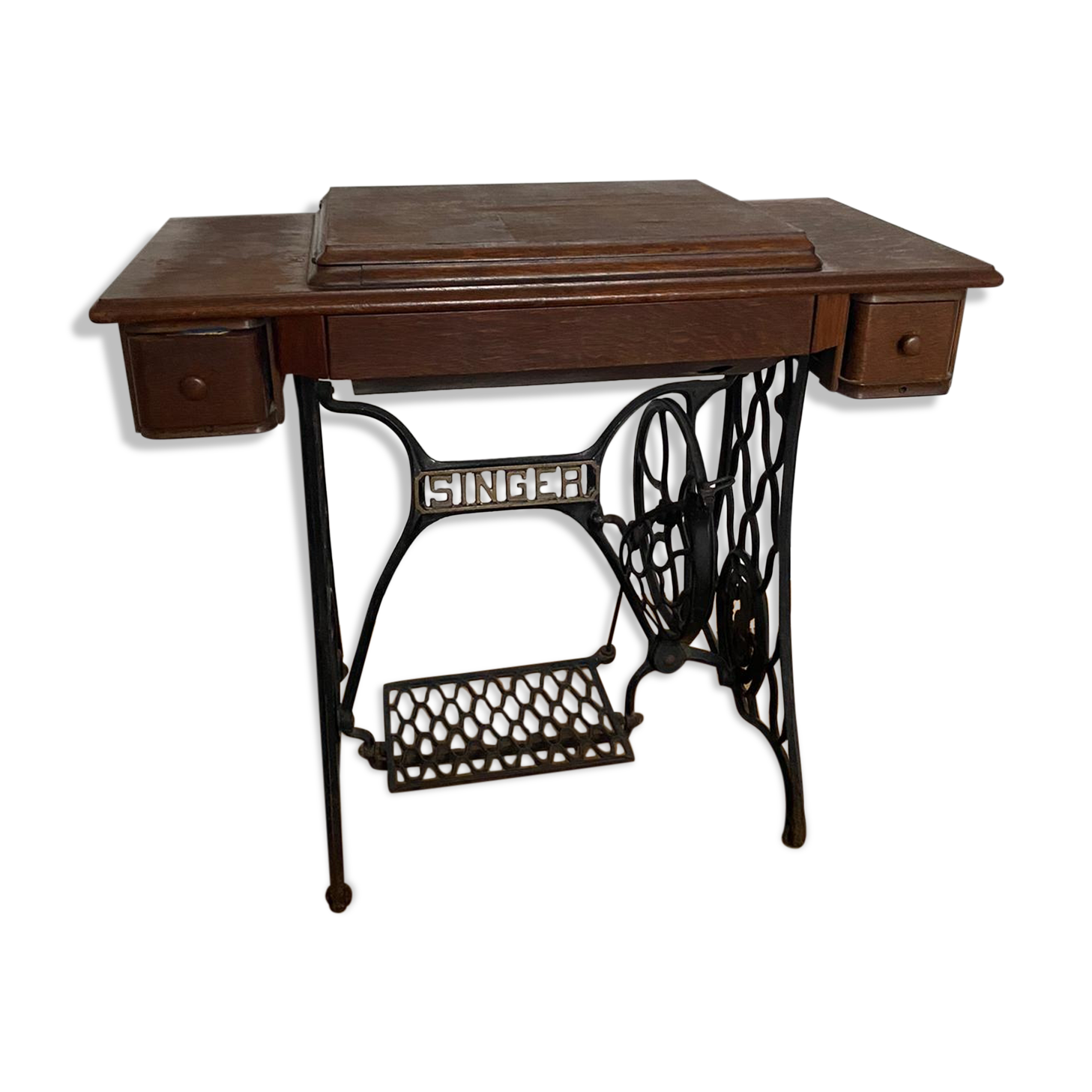 Table sewing machine singer