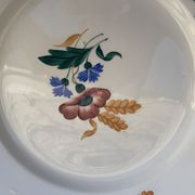 Set of two dishes, one with cakes and a hand-painted serving dish mill of wolves hamage Ceres