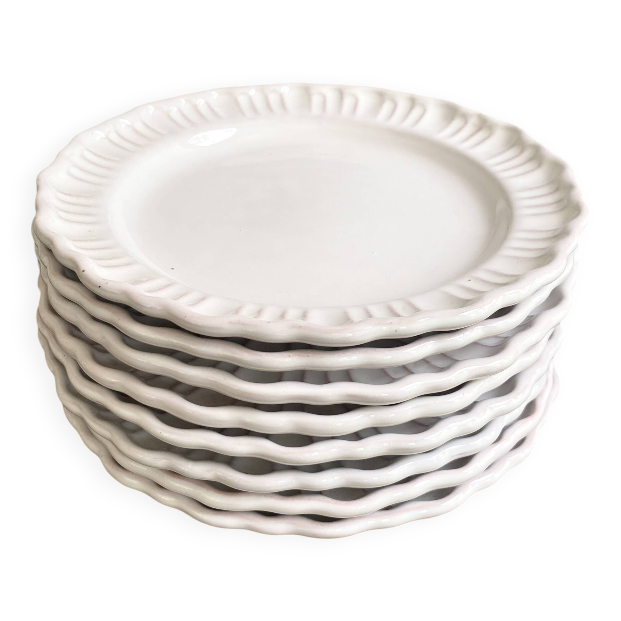 8 Provençal enamelled earthenware plates