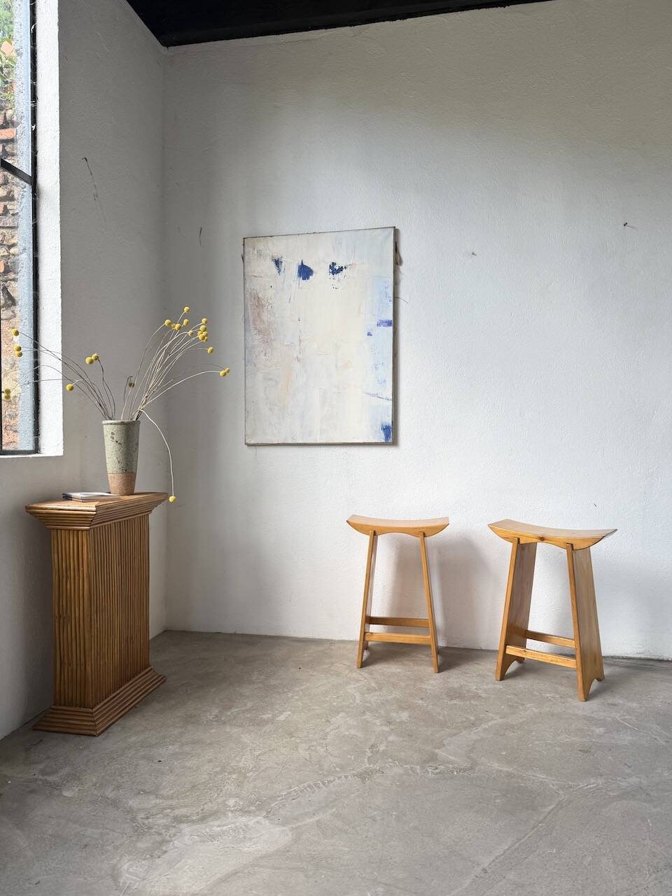 Scandinavian pine stools with Japanese inspiration.