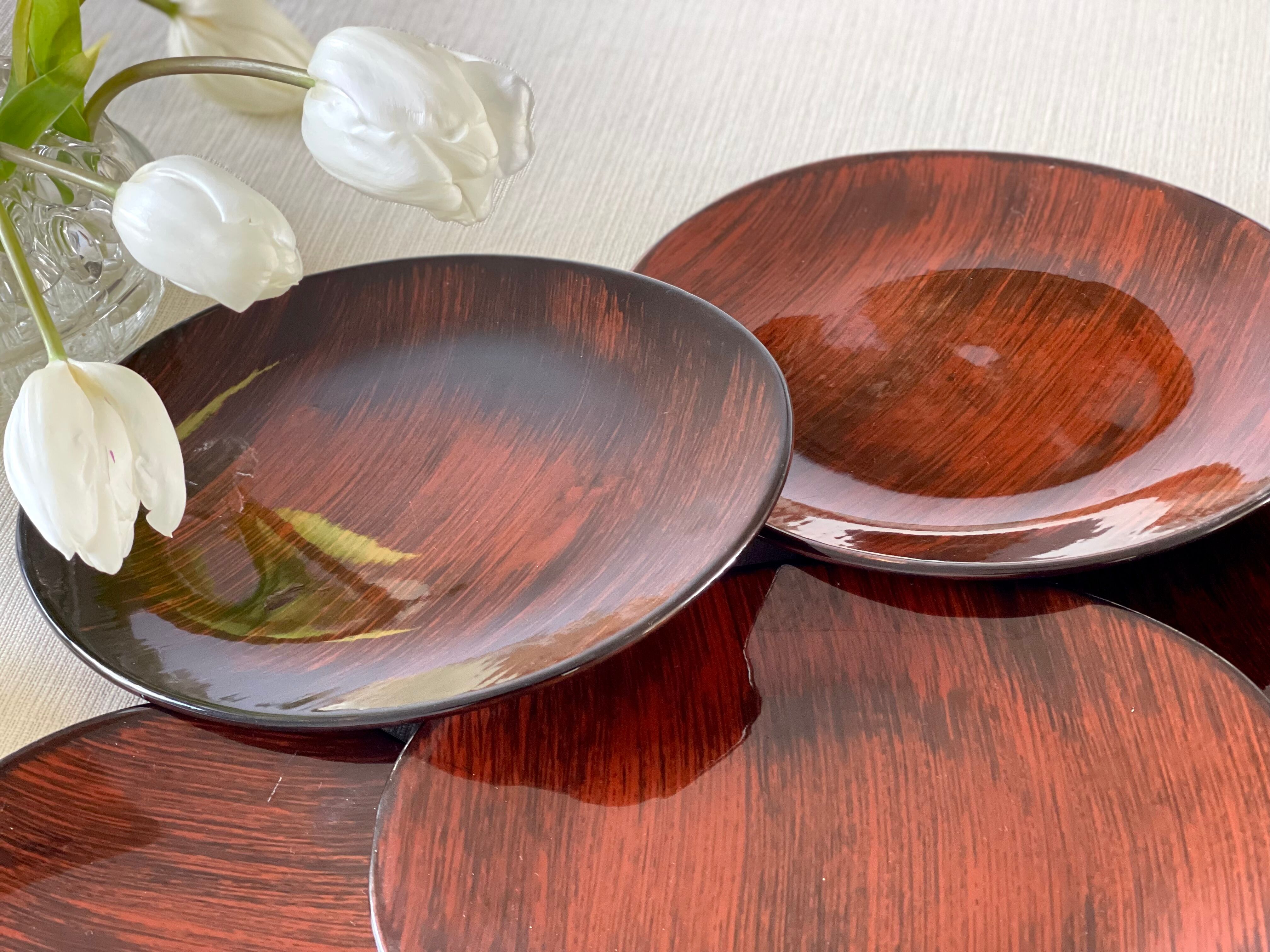 12 assiettes vintage 1970