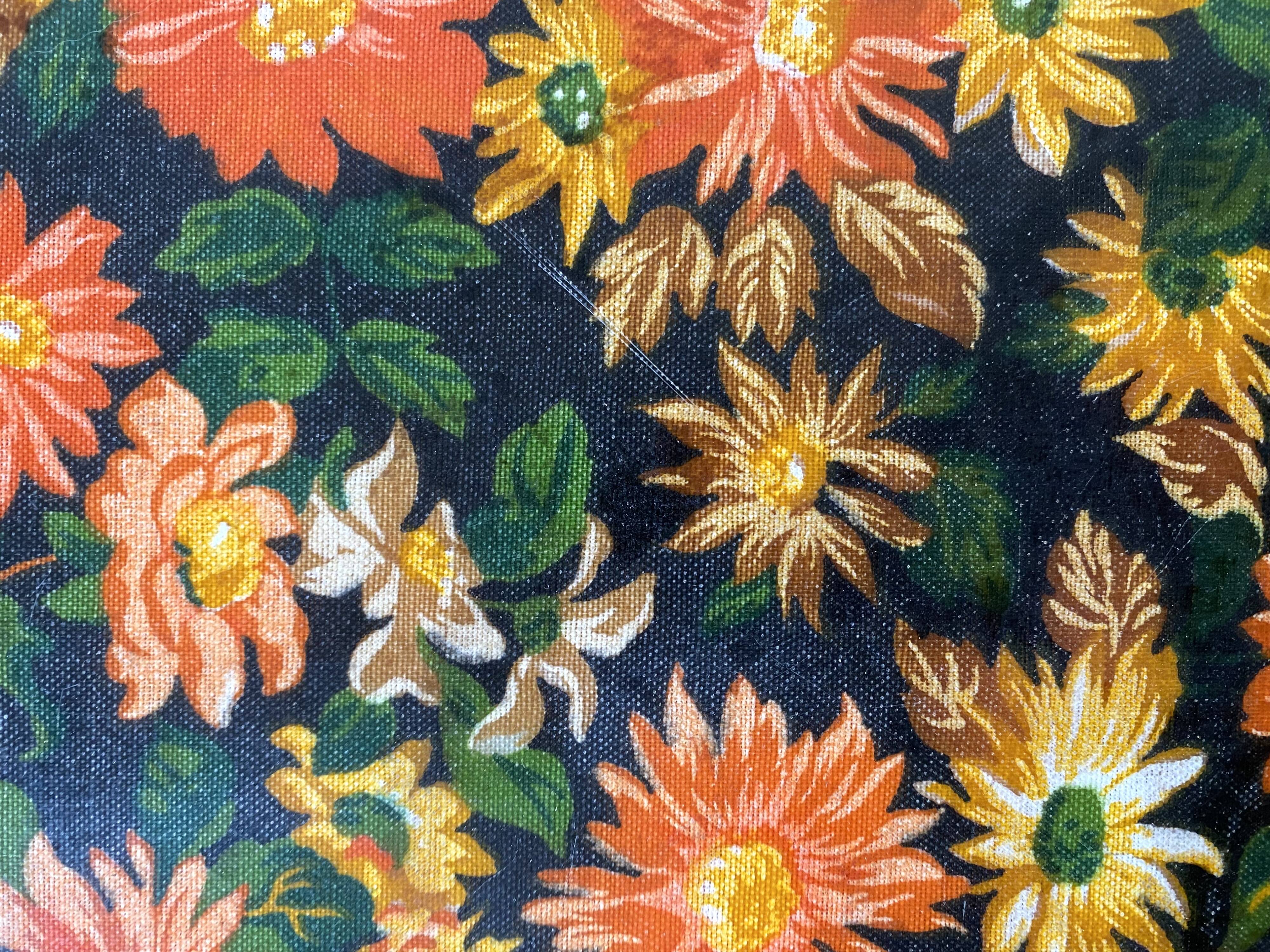 Plateau fleuri années 70