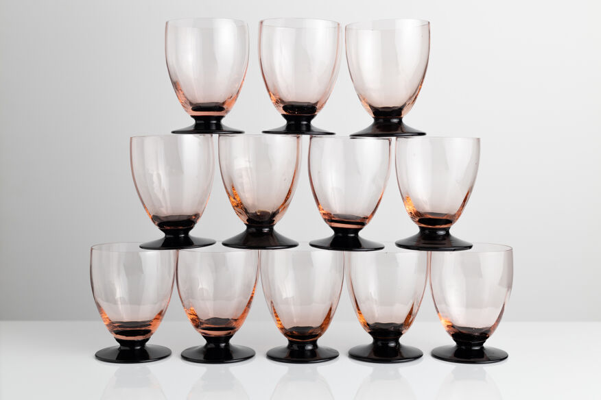 Lot de 12 verres à vin / tige en cristal, 3 x 4 modèles différents