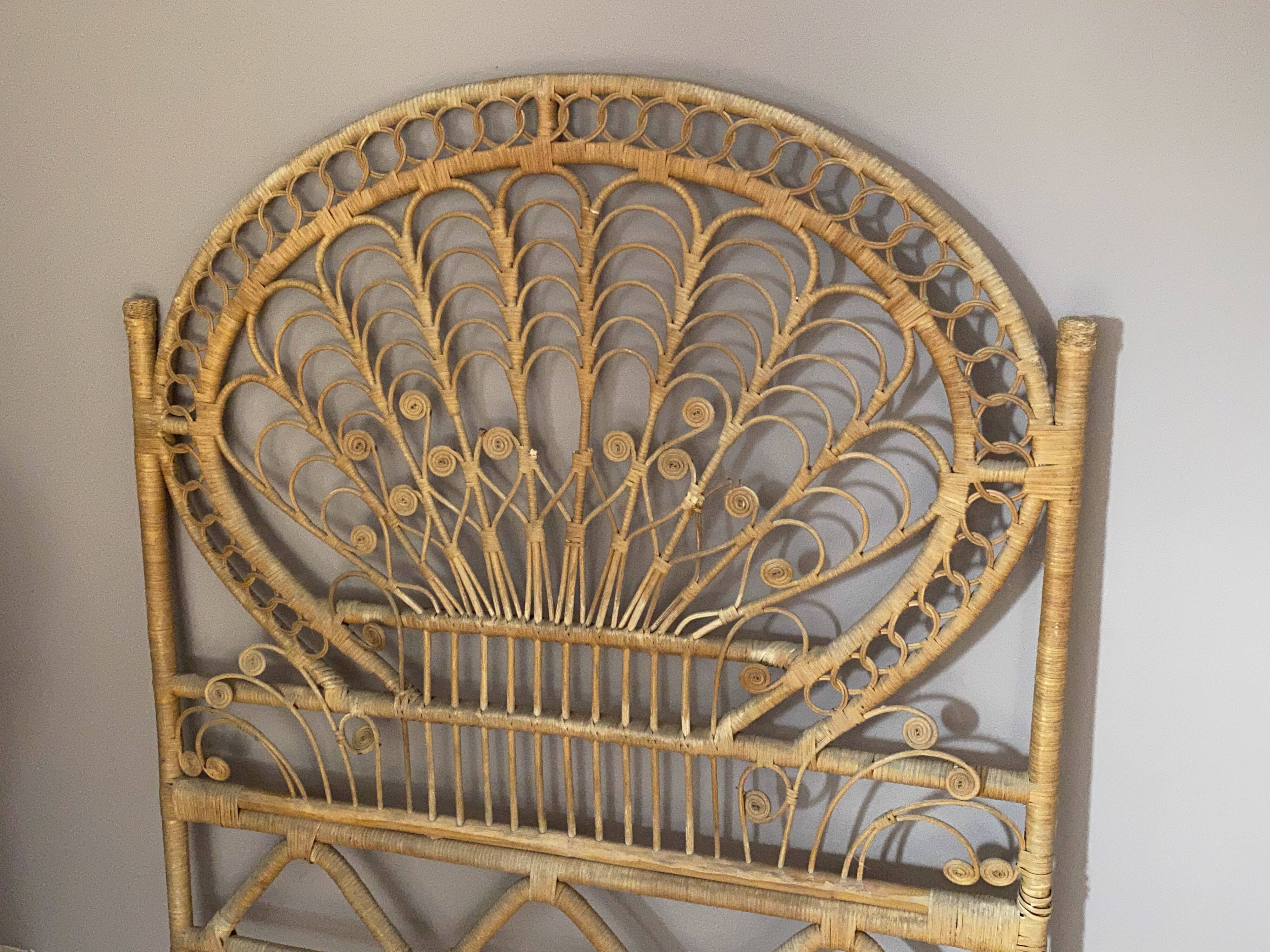 Rattan headboard peacock, 1970