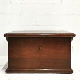 Coffre ancien chêne et laiton
