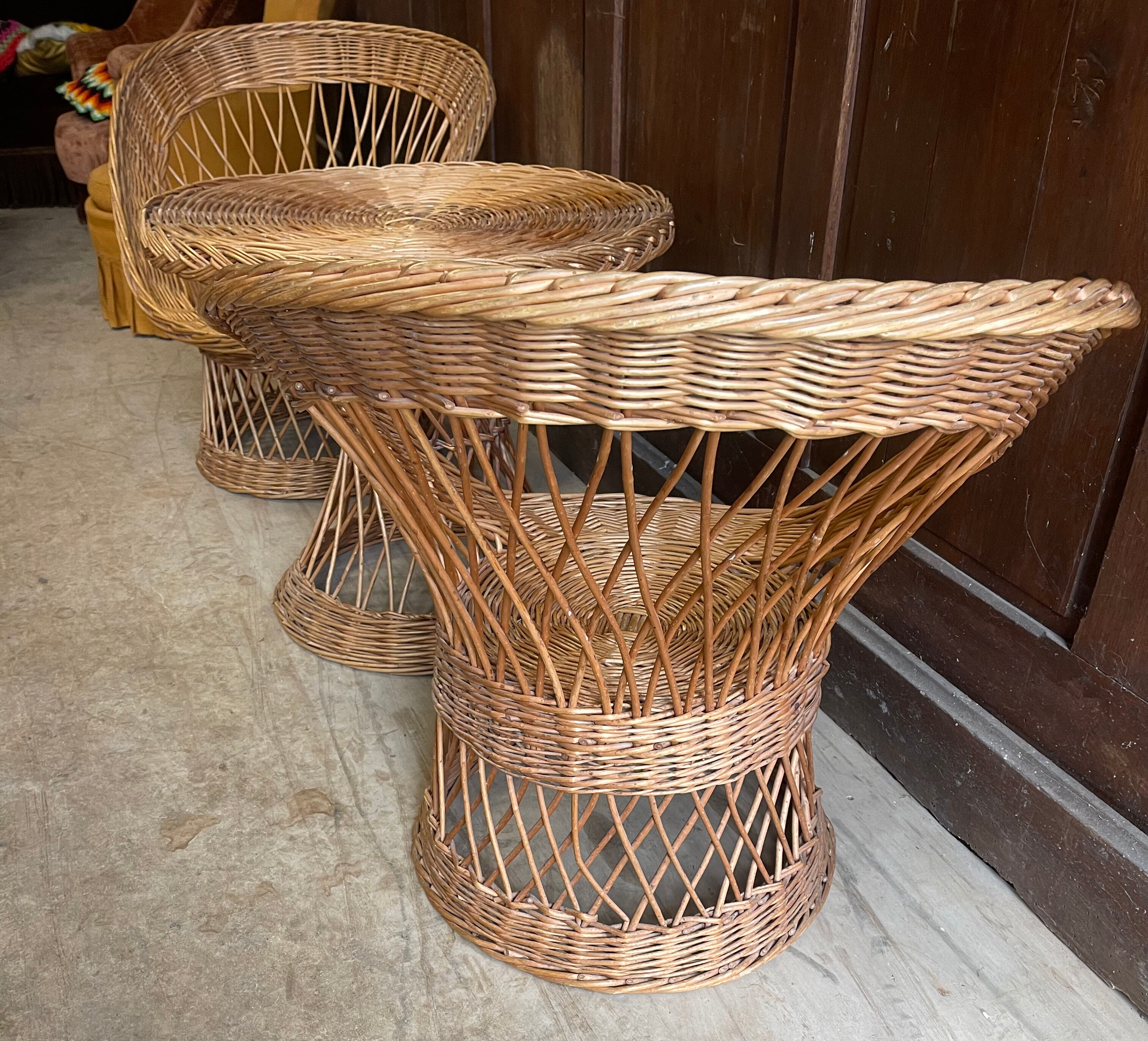 Fauteuils table en rotin vintage