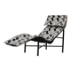 Chaise Longue Sculpturale ‘Skye’ par Torbjörn Björklund, années 1980 – Rembourrée à neuf.