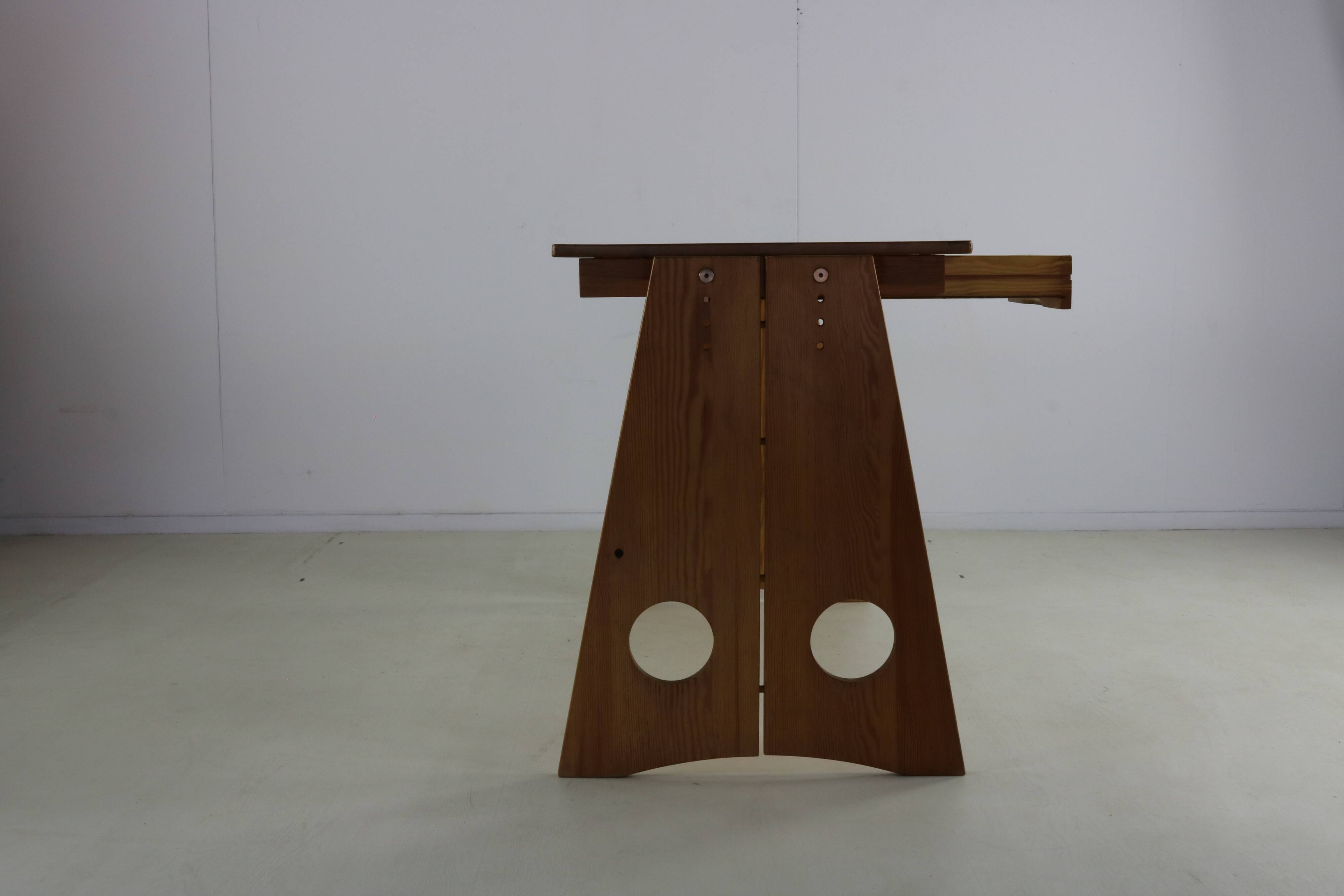 Swedish design height adjustable desk by Gilbert Marklund