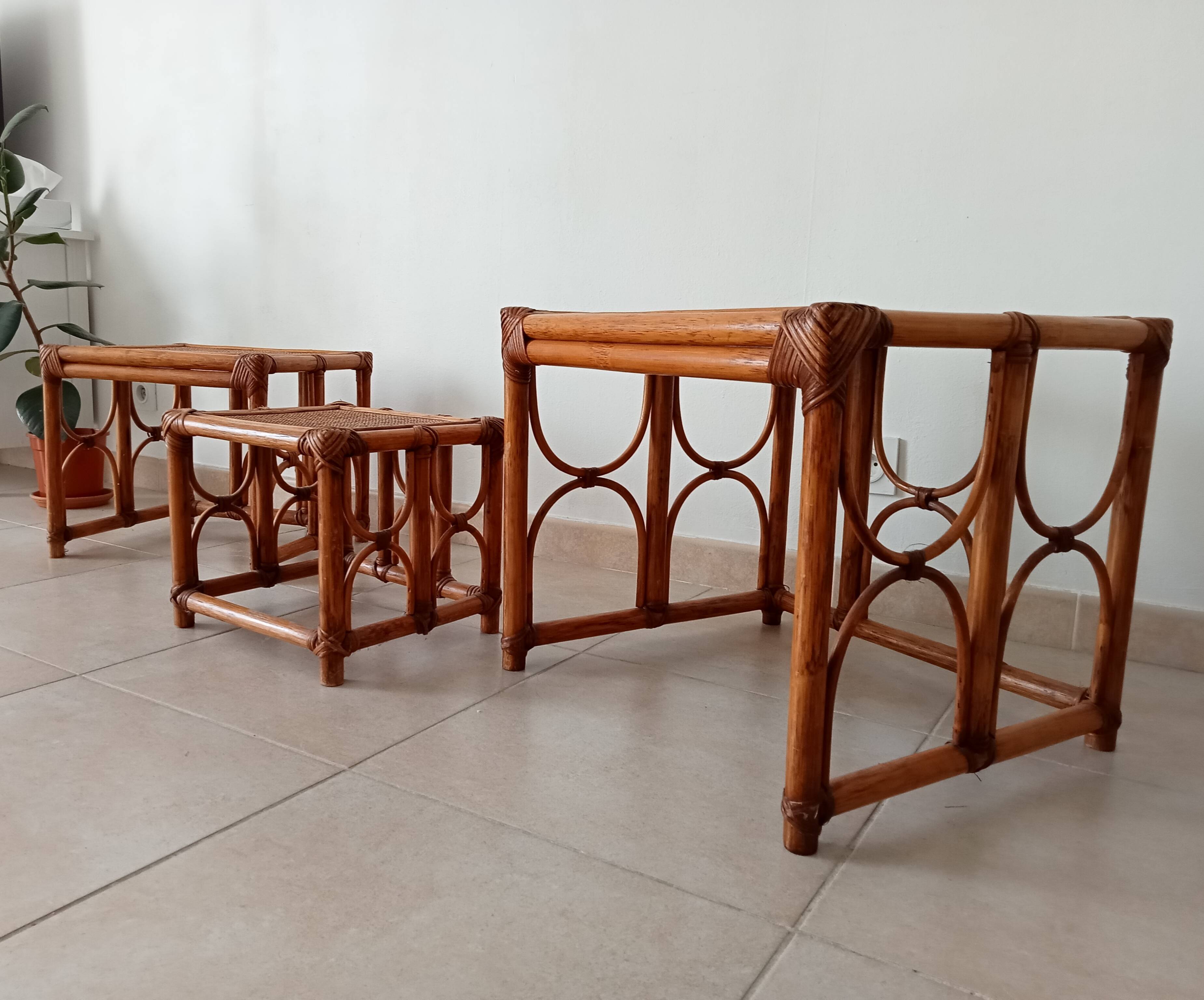 Set of 3 vintage nesting tables in bamboo and woven rattan
