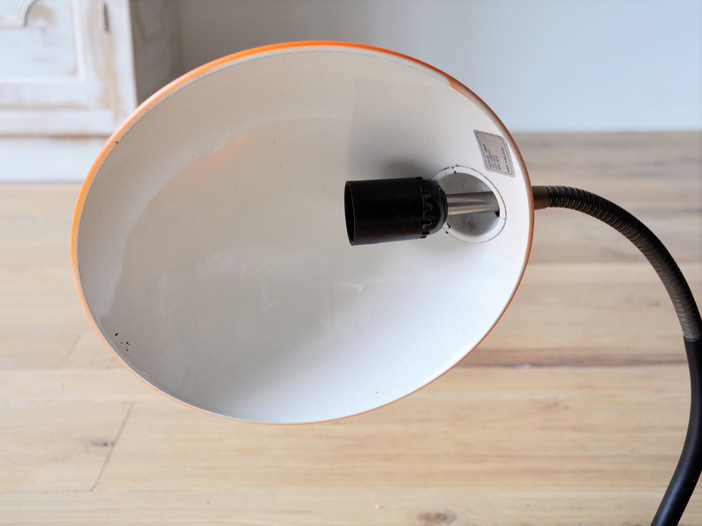 Vintage space age 70s table lamp with a bendable neck