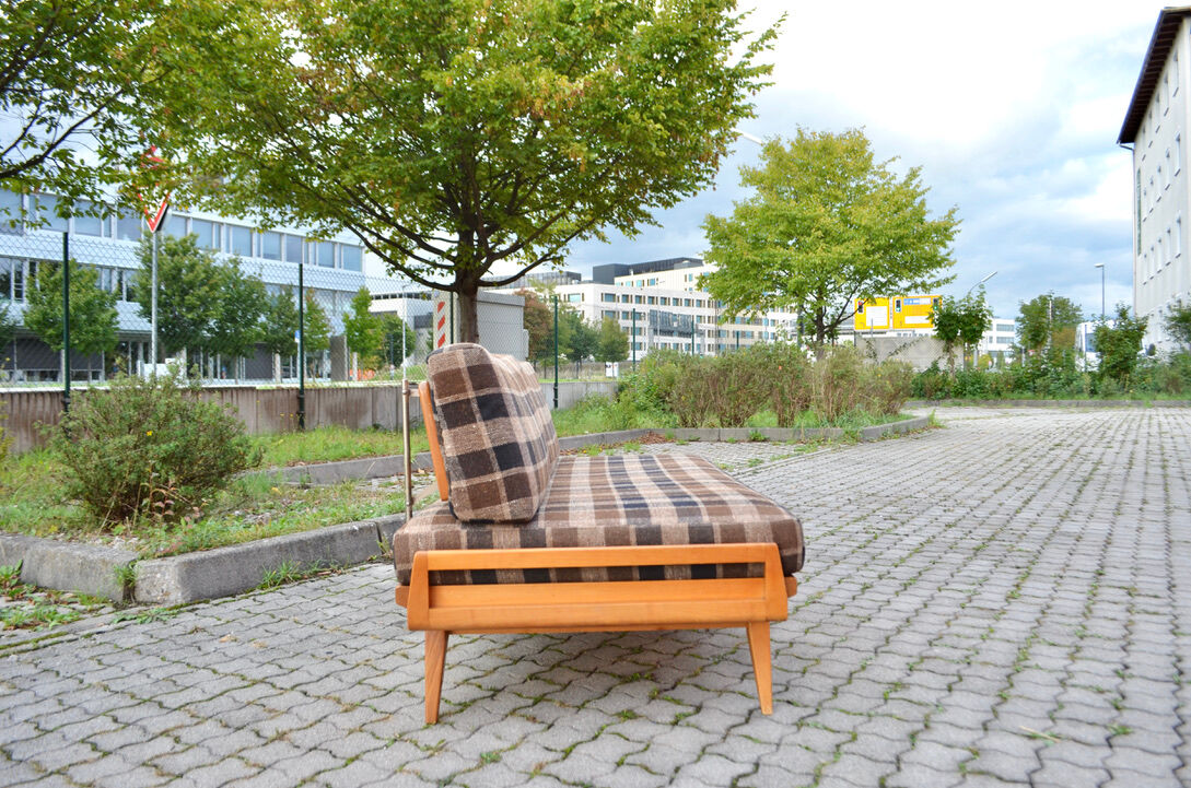 Mid Century Wilhelm Knoll Antimott Daybed Sofa