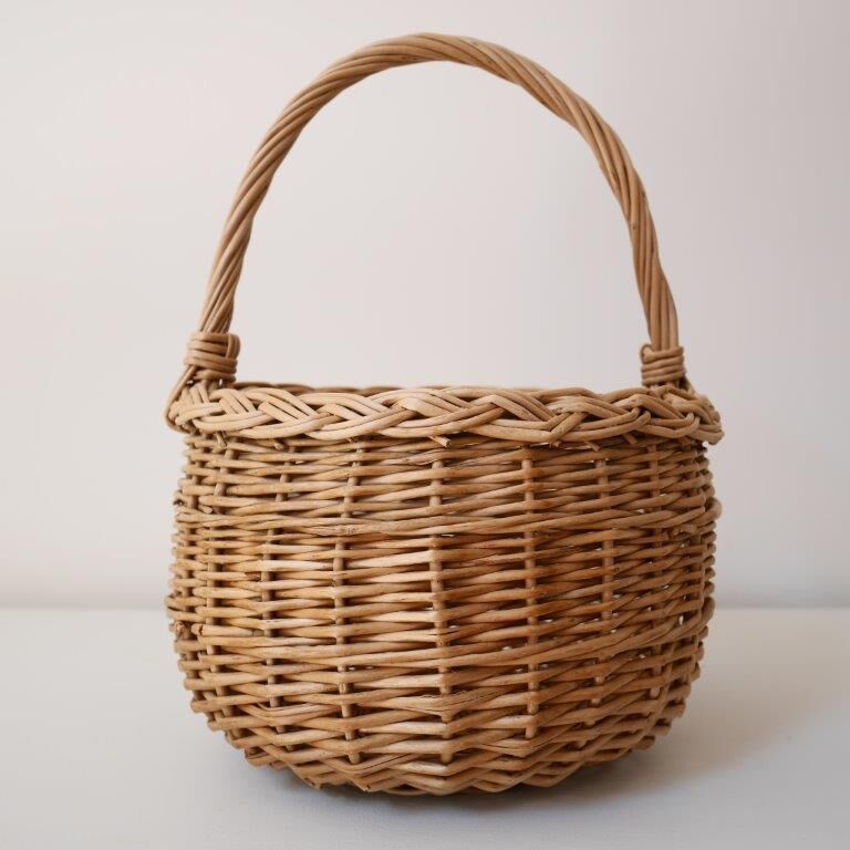 Round basket
